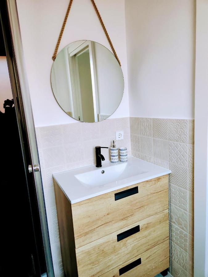 Estudio Con Terraza Badalona Hotel Kültér fotó