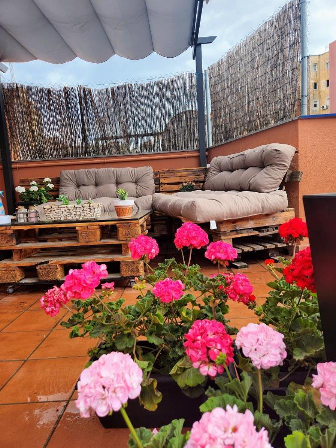Estudio Con Terraza Badalona Hotel Kültér fotó
