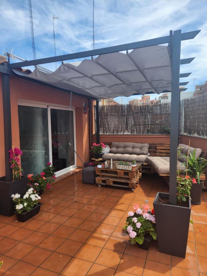 Estudio Con Terraza Badalona Hotel Kültér fotó