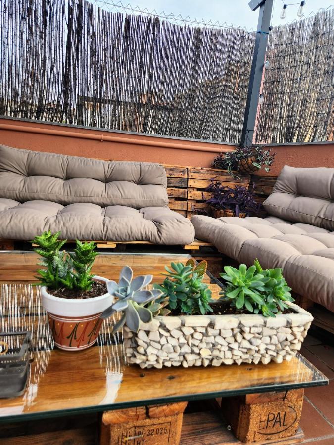 Estudio Con Terraza Badalona Hotel Kültér fotó