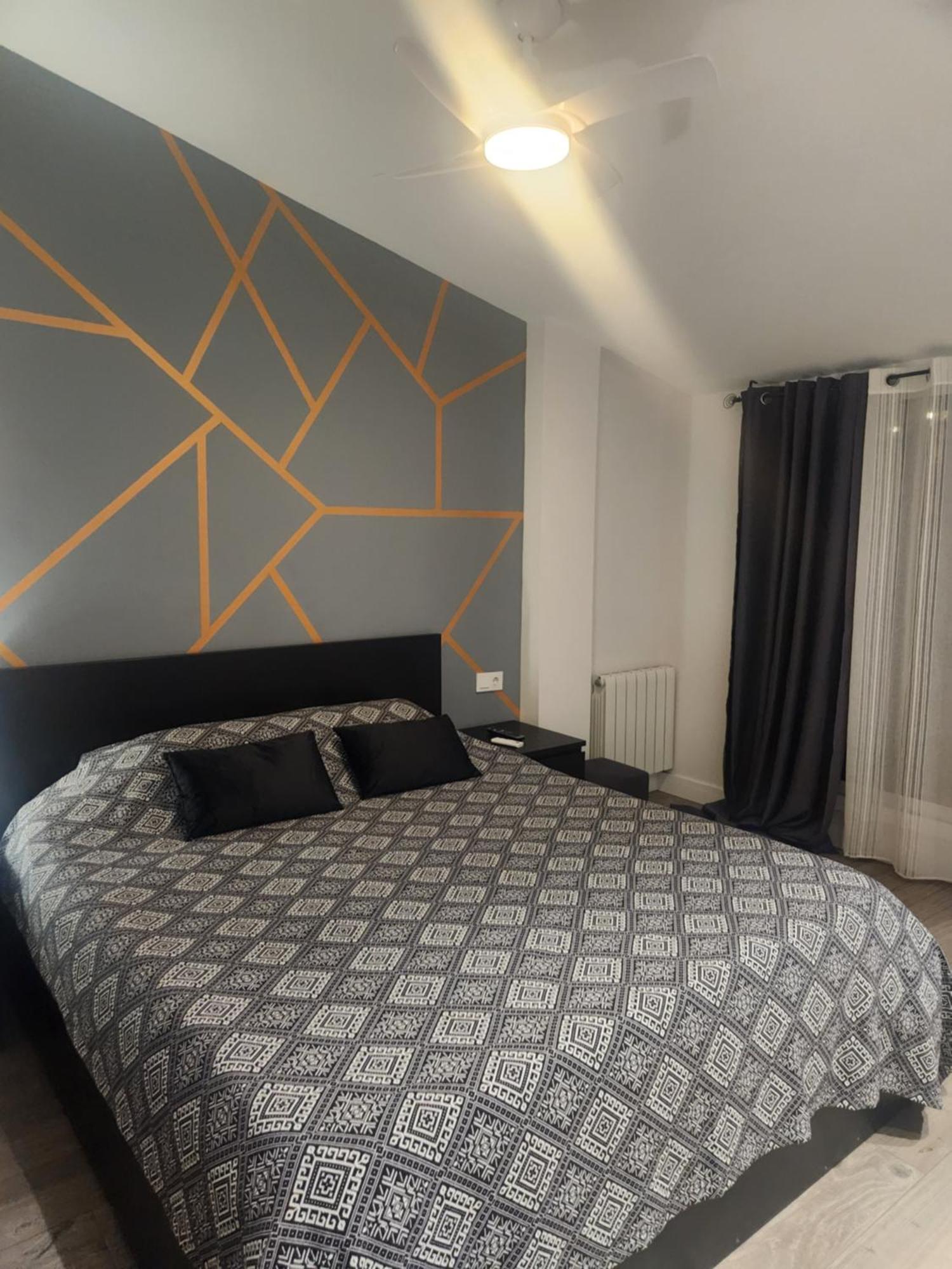 Estudio Con Terraza Badalona Hotel Kültér fotó